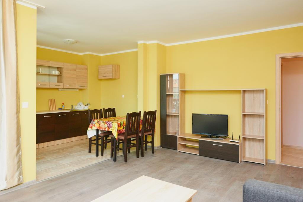 Evi Apartments 2 Ahyolu Oda fotoğraf